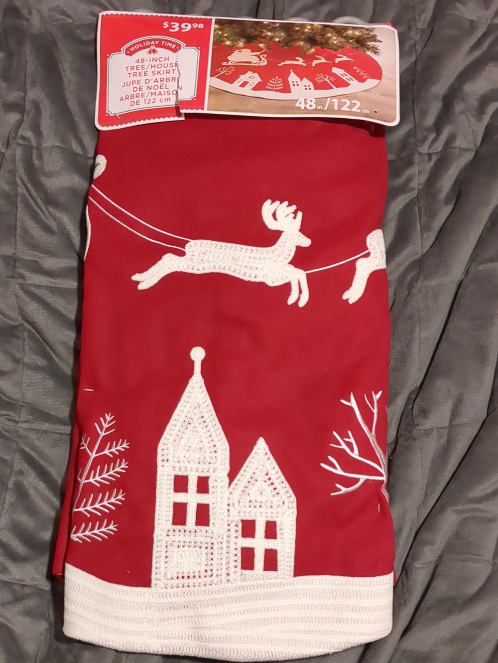 🎄Holiday🎄 Time Red and White Tree Skirt